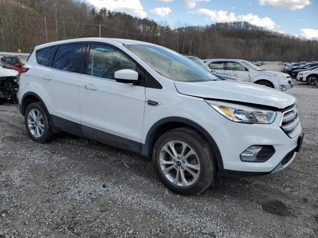 1FMCU9GD7KUB52511 - 2019 FORD ESCAPE SE WHITE photo 4