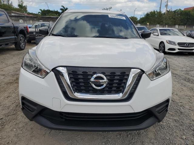 3N1CP5CU1KL484340 - 2019 NISSAN KICKS S WHITE photo 5