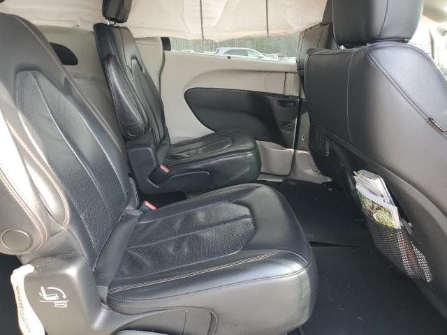 2C4RC1BG4KR537378 - 2019 CHRYSLER PACIFICA TOURING L WHITE photo 11