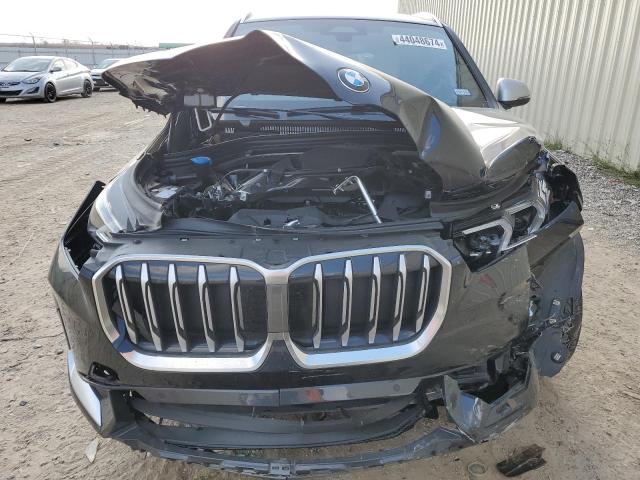 WBX73EF07P5X77043 - 2023 BMW X1 XDRIVE28I BLACK photo 5