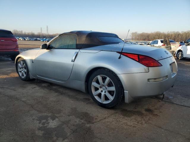 JN1AZ36A54M252338 - 2004 NISSAN 350Z ROADSTER SILVER photo 2