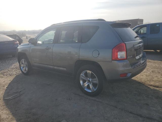 1C4NJDBB5CD570078 - 2012 JEEP COMPASS SPORT GRAY photo 2