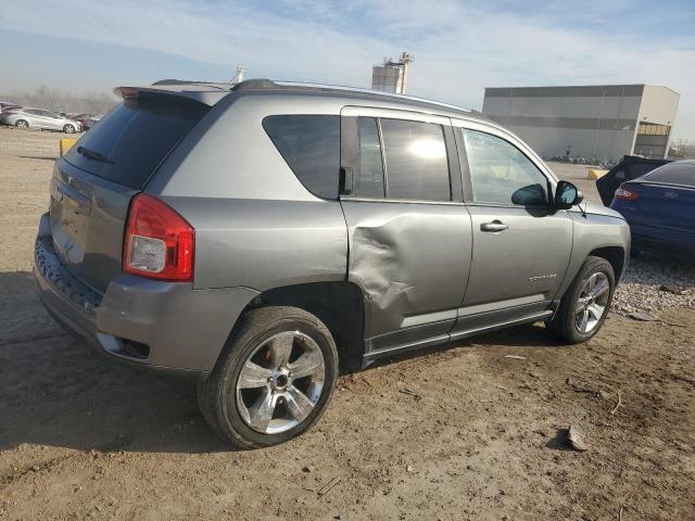 1C4NJDBB5CD570078 - 2012 JEEP COMPASS SPORT GRAY photo 3