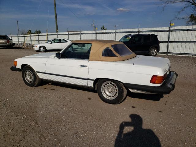 10704412058979 - 1980 MERCURY 450SL WHITE photo 2