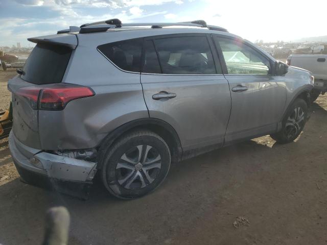 JTMBFREV1JJ255378 - 2018 TOYOTA RAV4 LE SILVER photo 3