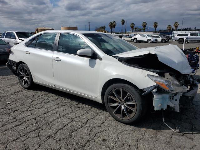 4T1BF1FK0HU662828 - 2017 TOYOTA CAMRY LE WHITE photo 4