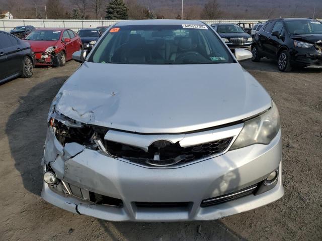 4T1BF1FK4DU299752 - 2013 TOYOTA CAMRY L SILVER photo 5