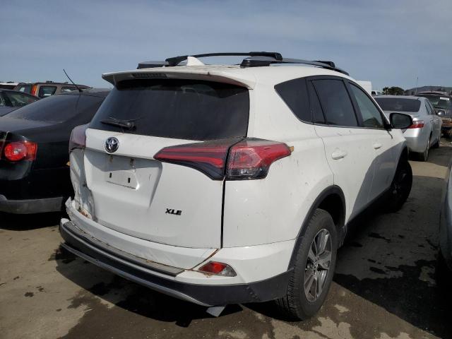 JTMWFREV3JJ722799 - 2018 TOYOTA RAV4 ADVENTURE WHITE photo 3