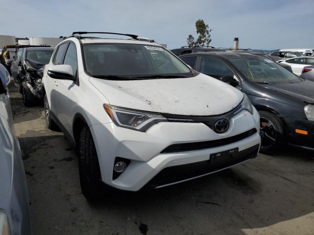 JTMWFREV3JJ722799 - 2018 TOYOTA RAV4 ADVENTURE WHITE photo 4