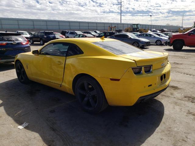 2G1FC1E34C9138833 - 2012 CHEVROLET CAMARO LT YELLOW photo 2