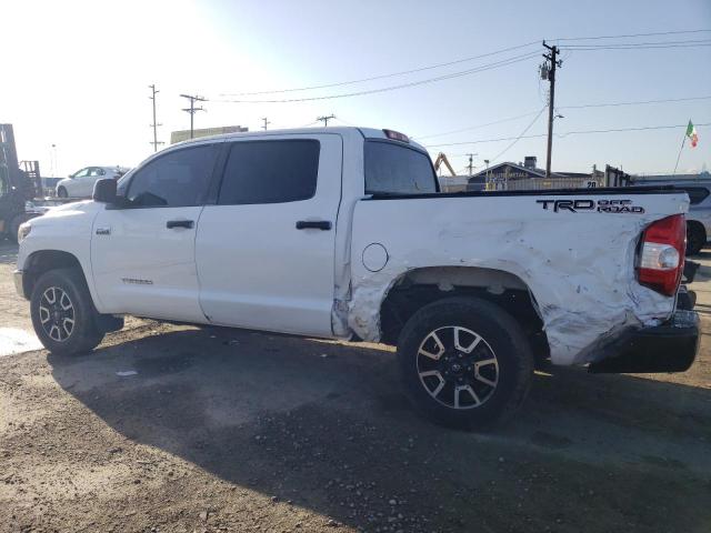 5TFEY5F16KX251272 - 2019 TOYOTA TUNDRA CREWMAX SR5 WHITE photo 2