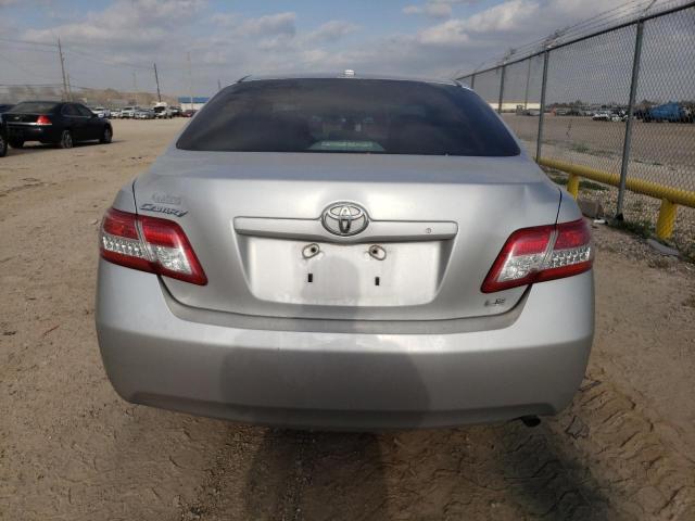 4T1BF3EK5BU672338 - 2011 TOYOTA CAMRY BASE SILVER photo 6