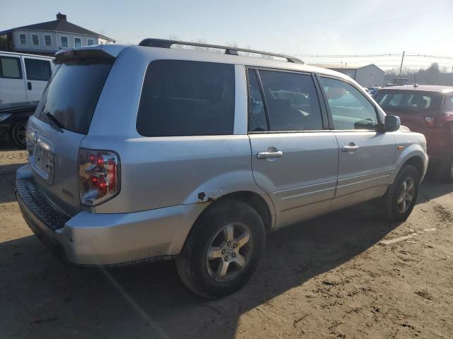 2HKYF18576H551528 - 2006 HONDA PILOT EX SILVER photo 3