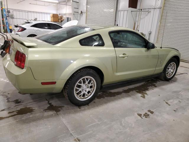 1ZVFT80N265237366 - 2006 FORD MUSTANG GREEN photo 3