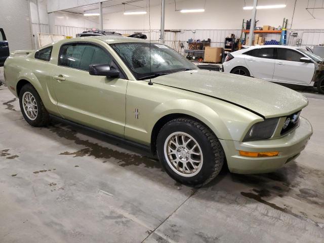1ZVFT80N265237366 - 2006 FORD MUSTANG GREEN photo 4