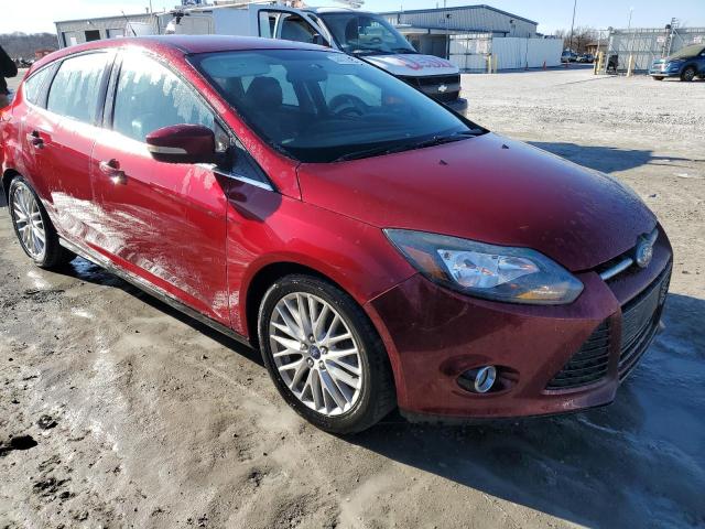 1FADP3N21EL197023 - 2014 FORD FOCUS TITANIUM RED photo 4