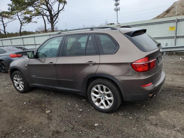 5UXZV4C50BL406531 - 2011 BMW X5 XDRIVE35I BROWN photo 2