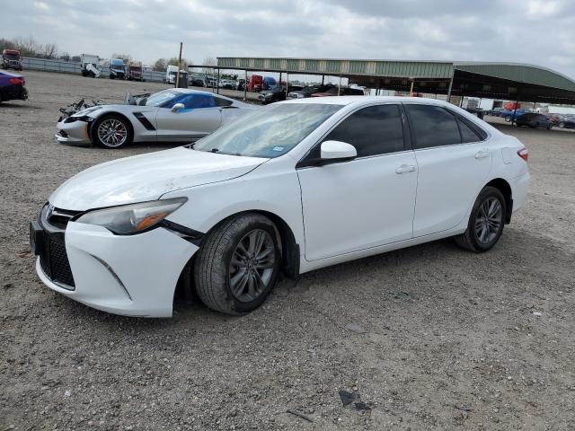 4T1BF1FK7HU775059 - 2017 TOYOTA CAMRY LE WHITE photo 1