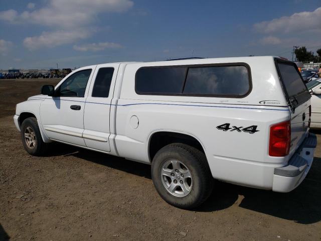 1D7HW42N95S194109 - 2005 DODGE DAKOTA SLT WHITE photo 2