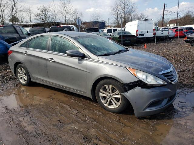 5NPEB4AC1DH657317 - 2013 HYUNDAI SONATA GLS GRAY photo 4