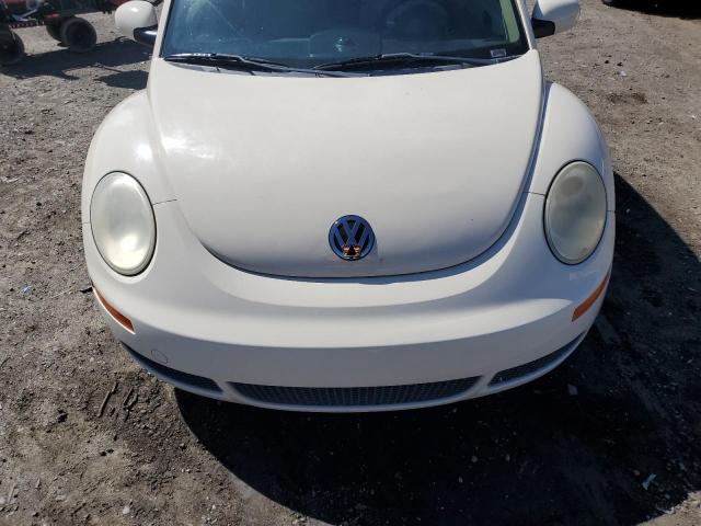 3VWPG31Y98M409894 - 2008 VOLKSWAGEN NEW BEETLE CONVERTIBLE S CREAM photo 11