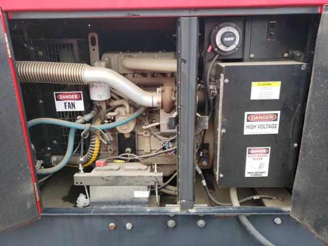 4TCSU104X7H510943 - 2007 BALD GENERATOR RED photo 7