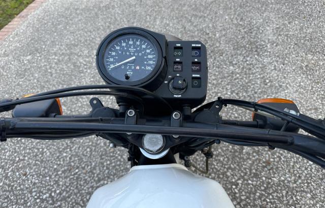 WB1047806J6152393 - 1988 BMW R100 GS WHITE photo 8