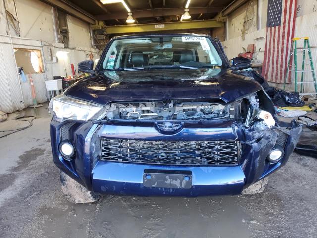 JTEBU5JR4E5172688 - 2014 TOYOTA 4RUNNER SR5 BLUE photo 5