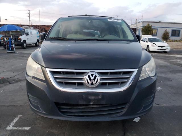 2V8HW54X39R554016 - 2009 VOLKSWAGEN ROUTAN SEL GRAY photo 5