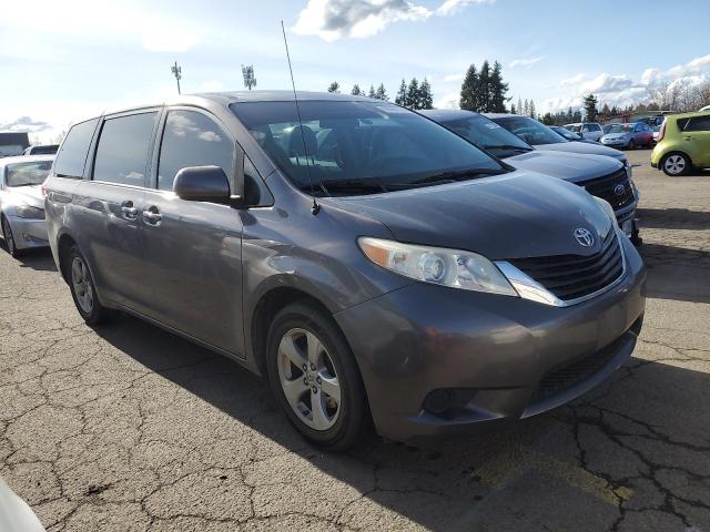 5TDKA3DC0CS015062 - 2012 TOYOTA SIENNA BASE GRAY photo 4