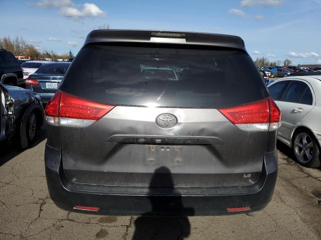 5TDKA3DC0CS015062 - 2012 TOYOTA SIENNA BASE GRAY photo 6