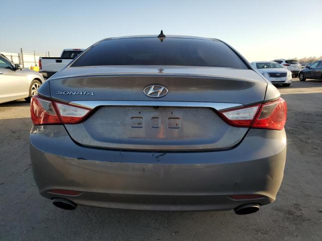 5NPEC4AB2DH661588 - 2013 HYUNDAI SONATA SE GRAY photo 6