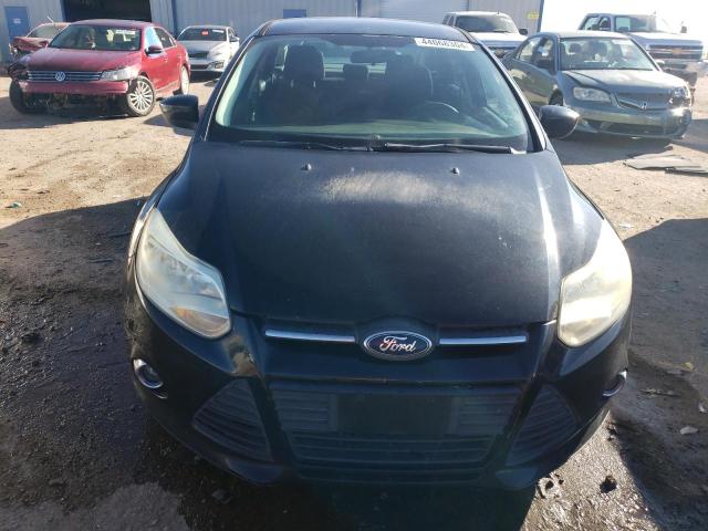 1FAHP3F2XCL428837 - 2012 FORD FOCUS SE BLACK photo 5