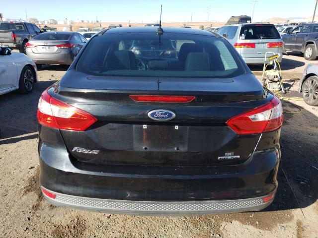 1FAHP3F2XCL428837 - 2012 FORD FOCUS SE BLACK photo 6