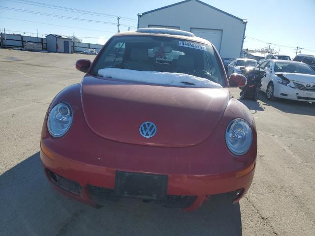 3VWRG3AL1AM005636 - 2010 VOLKSWAGEN NEW BEETLE Rot Foto 5