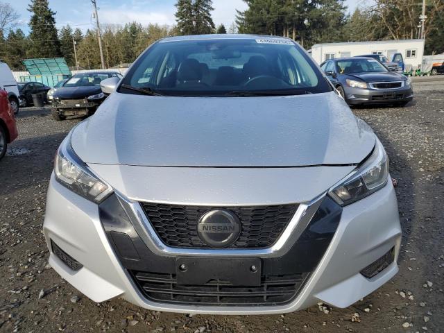 3N1CN8EVXML852983 - 2021 NISSAN VERSA SV SILVER photo 5