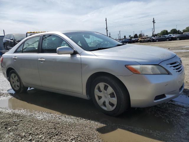 JTNBE46K673029792 - 2007 TOYOTA CAMRY CE SILVER photo 4