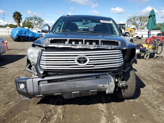 5TFGY5F14EX148073 - 2014 TOYOTA TUNDRA CREWMAX PLATINUM ნაცრისფერი ფოტო 5
