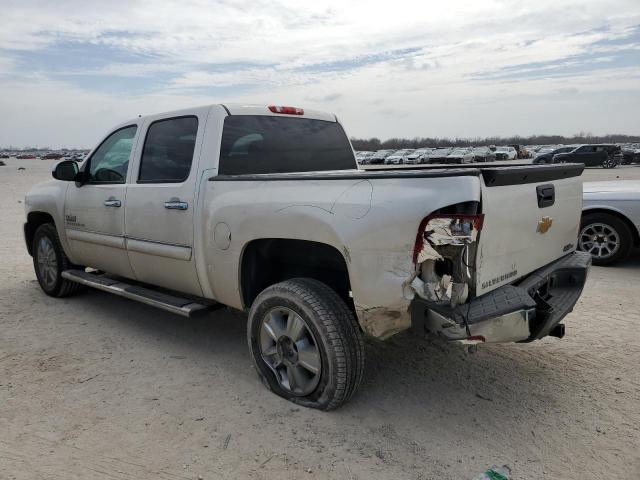 3GCPCSE02DG100791 - 2013 CHEVROLET SILVERADO C1500 LT WHITE photo 2