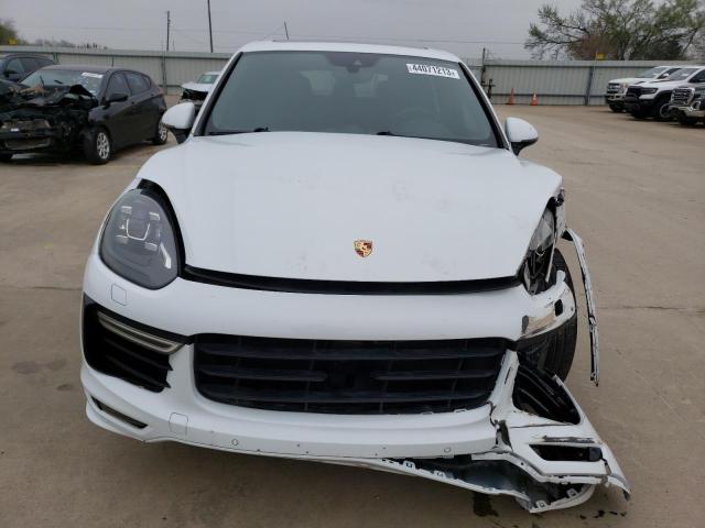 WP1AC2A2XJLA85256 - 2018 PORSCHE CAYENNE TURBO WHITE photo 5