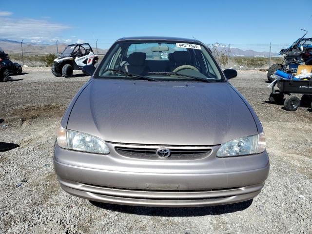 1NXBR12E7WZ022927 - 1998 TOYOTA COROLLA VE SILVER photo 5