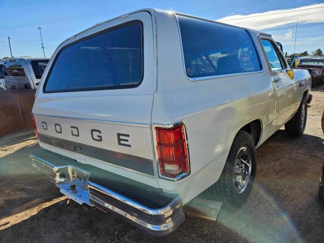 3B4GE17Y4MM015067 - 1991 DODGE RAMCHARGER AD-150 WHITE photo 4
