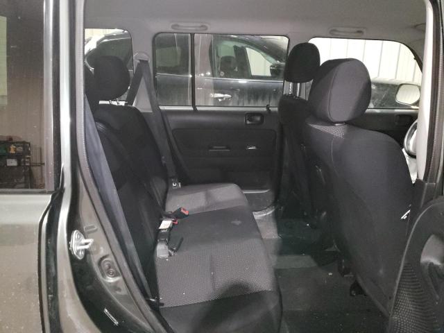 JTLKT324X54027146 - 2005 TOYOTA SCION XB GREEN photo 11