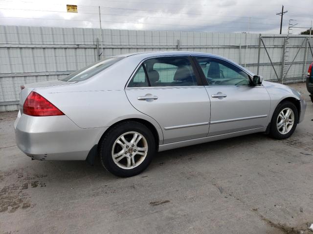 1HGCM56387A189602 - 2007 HONDA ACCORD SE SILVER photo 3