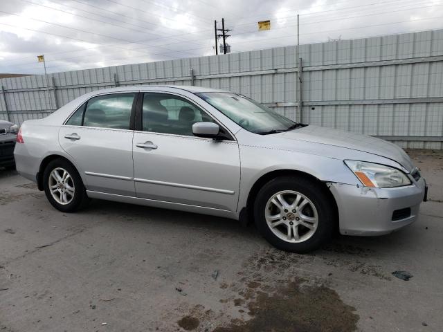 1HGCM56387A189602 - 2007 HONDA ACCORD SE SILVER photo 4