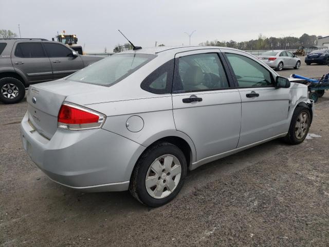 1FAHP34N28W102095 - 2008 FORD FOCUS S/SE SILVER photo 3