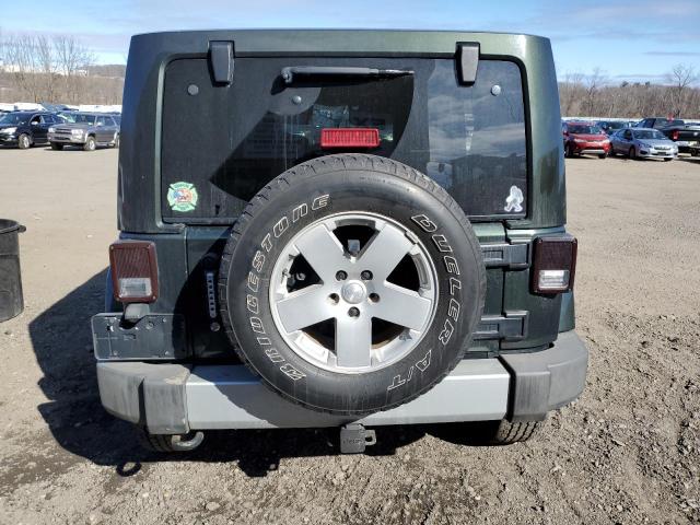 1J4HA5H13AL129614 - 2010 JEEP WRANGLER U SAHARA GREEN photo 6