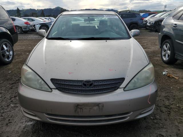 JTDBE30K120112645 - 2002 TOYOTA CAMRY LE TAN photo 5