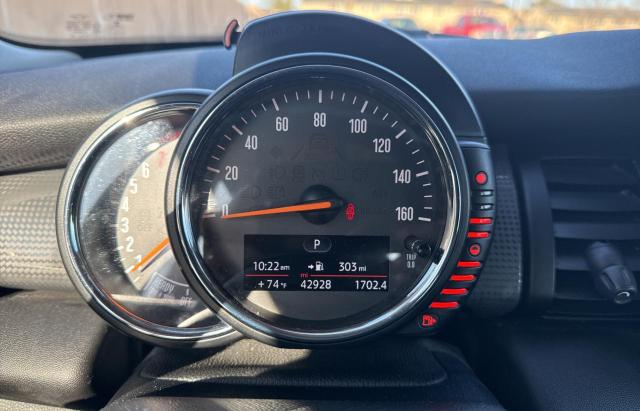 WMWXS5C58FT827830 - 2015 MINI COOPER SILVER photo 8