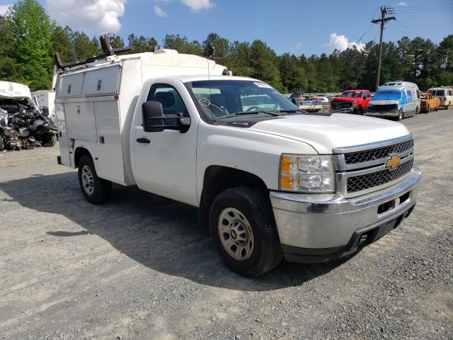 1GB3CZCG0DF149761 - 2013 CHEVROLET SILVERADO C3500 WHITE photo 4